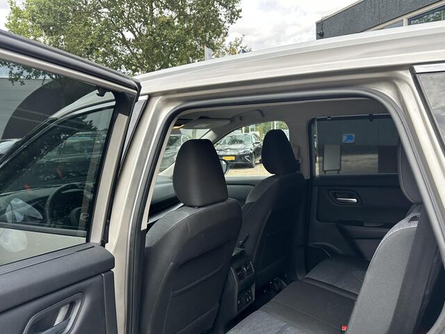 Nissan X-TRAIL 1.5 e-4orce N-Connecta 4WD 7p. 7 PERSOONS| ACHTERBANK VERWARMD| STOEL + STUURVERWARMING| 360 CAMERA| ELEKTRISCHE ACHTERKLEP| ADAPTIVE CRUISE CONTROL| NISSAN GARANTIE|