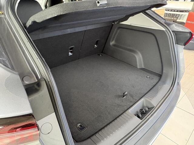 Omoda 5 1.6 T-GDi SHS-H Premium 224pk | NIEUW | 7 Jaar / 150.000km garantie | Schuifdak | Sony Audio | Full Options!