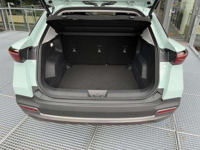 Omoda 5 EV Premium 61 kWh 204PK | 7 JAAR FABRIEKSGARANTIE | RIJKLAAR!