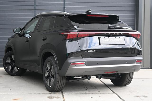 Omoda 5 EV Premium 61 kWh | SCHUIF/KANTELDAK | 360 CAMERA | STUUR/STOELVERWARMING | APPLECARPLAY/ANDROIDAUTO | LEDER | STOELVENTILATIE | ADAPT. CRUISE CONTROL | CLIMATE CONTROL | PDC | LMV