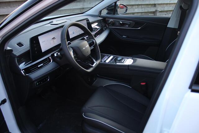 Omoda 5 EV Premium 61 kWh