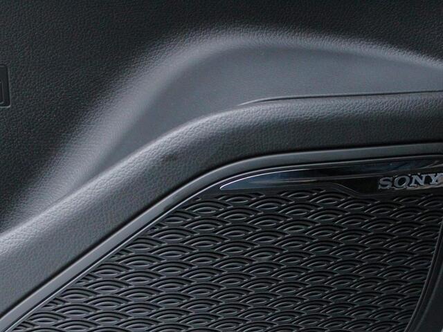 Omoda 5 SHS 1.5 T-GDi Premium Automaat Stoelventilatie en -verwarming, Elektrisch Panoramaschuifdak, Leder, Rondomzichtcamera