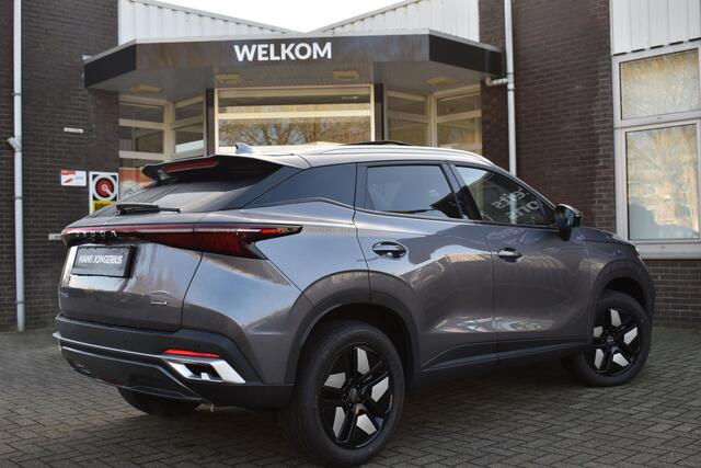 Omoda 5 SHS-H Premium INRUILPREMIE | STOELVENTILATIE | PANORAMADAK | STUUR/STOELVERWARMING | ELEKTRISCHE STOELEN | 360 CAMERA | CARPLAY/ANDROID AUTO | SFEERVERLICHTING