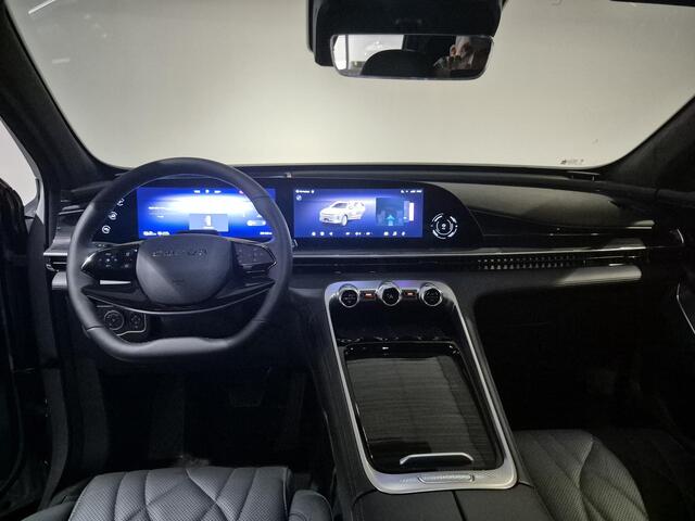 Omoda 9 Premium | Leder | Panoramadak |