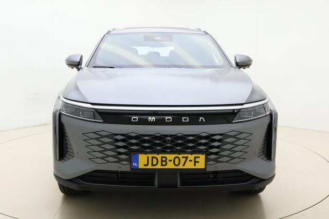 Omoda 9 Premium Hybride 537 PK Automaat | NIEUW MODEL | DEMO | Mat lak | Schuif/kanteldak | Lederen bekleding | Massagestoelen | Keyless | Stoel & Stuurverwarming | 7 jaar garantie