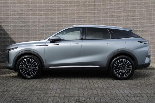 Omoda 9 1.5T-GDi SHS-P Premium Matte Grey, 20"LM velgen, Schuif/kanteldak, 360 Camera, 1.500 kg trekgewicht