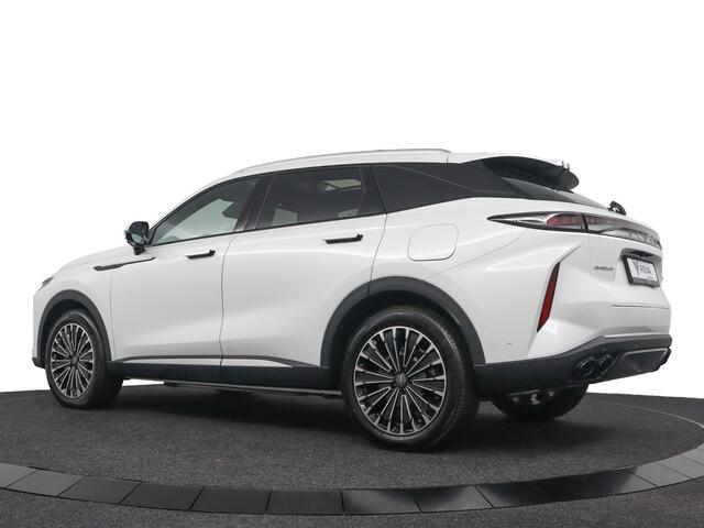 Omoda 9 1.5T-GDi SHS-P Premium - Prijs incl. Inruilpremie ¤ 4.000,- - Head-up Display - Stoelverkoeling & Verwarming - Massagestoelen - SONY AUDIO - AppleCarplay - Android Auto 7 Jaar of 150.000km Fabrieksgarantie -