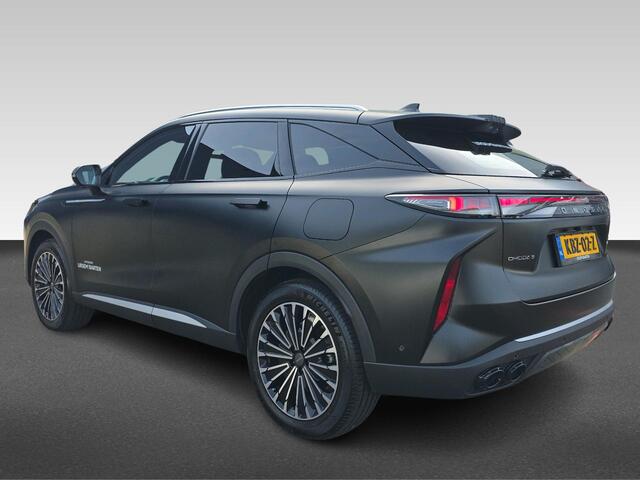 Omoda 9 1.5T-GDi SHS-P Premium | Automaat | Massage | Pano | Sony Audio | Stoelverwarming/Koeling voor/Achter | 360 Camera | |** Beschikbaar vanaf 21-09-2026 ** |