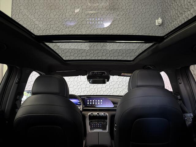 Omoda 9 OMODA 9 PREMIUM AWD 538 PK / PHEV/ TOTAAL MET BENZINE ELEK 1000KM 4WD 4X4