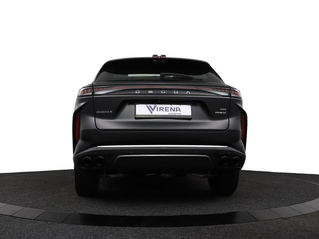 Omoda 9 SHS 1.5T-GDi SHS-P Premium - Inruilpremie ¤ 4.000,- - PHEV Premium - Panoramadak - 140km actieradius plug in hybride - Parkeerhulp voor en achter - 7 jaar Fabrieksgarantie