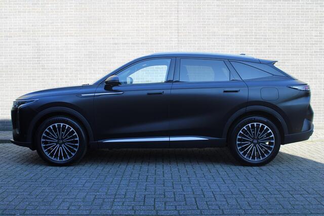 Omoda 9 SHS-P Premium Matte Black * 20"LM velgen * Schuif/kanteldak * Camera rondom * 1.500 kg trekgewicht