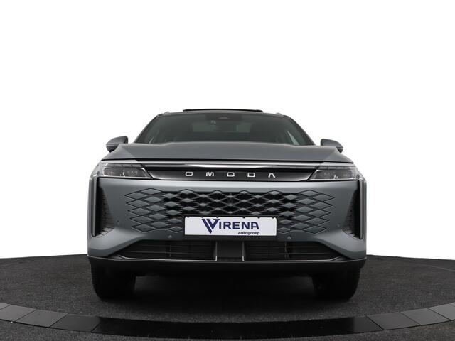 Omoda 9 SHS-P 1.5T-GDi SHS-P Premium - Inruilpremie ¤ 4.000,- - PHEV Premium - Panoramadak - 140km actieradius plug in hybride - Parkeerhulp voor en achter - 7 Jaar Fabrieksgarantie