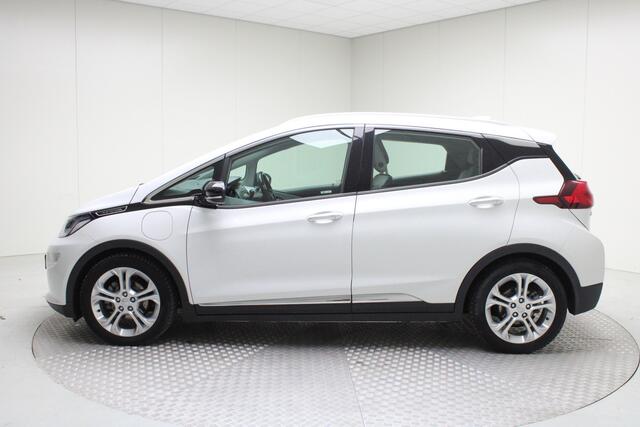 Opel AMPERA Ampera-e Business Exec. 60 kWh | Nieuwe Accu Pack | Keyless Entry / Carplay / Park Assist / Xenon / PDC v+a / Climate