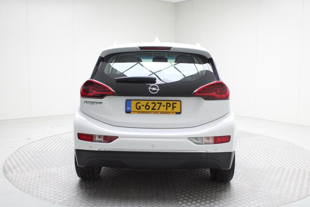 Opel AMPERA Ampera-e Business Exec. 60 kWh | Nieuwe Accu Pack | Keyless Entry / Carplay / Park Assist / Xenon / PDC v+a / Climate