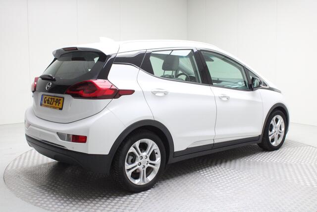 Opel AMPERA Ampera-e Business Exec. 60 kWh | Nieuwe Accu Pack | Keyless Entry / Carplay / Park Assist / Xenon / PDC v+a / Climate