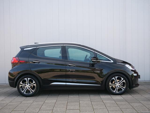 Opel AMPERA Ampera-e Business executive 60 kWh Winterpakket / Keyless / Carplay
