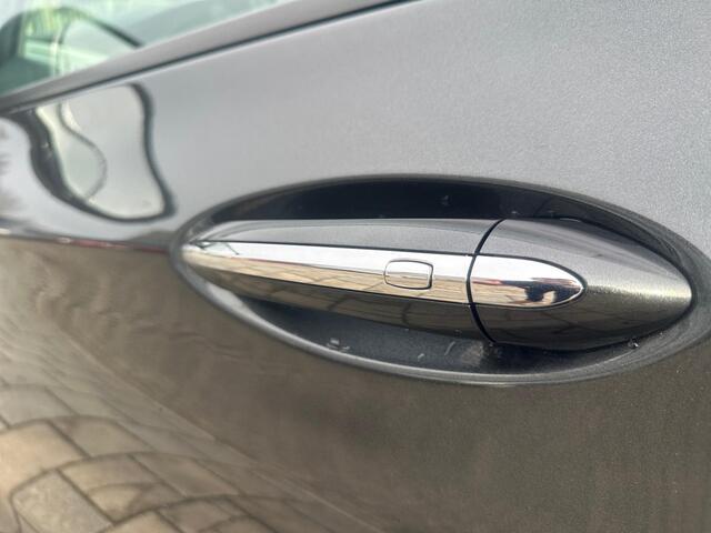 Opel AMPERA Ampera-e Business executive 60 kWh | LEDER | STOEL/STUURVERWARMING | 12 MAANDEN GARANTIE |