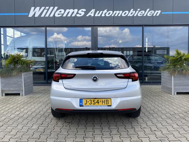 Opel ASTRA 1.2 Edition Pdc , Camera, Cruise Control