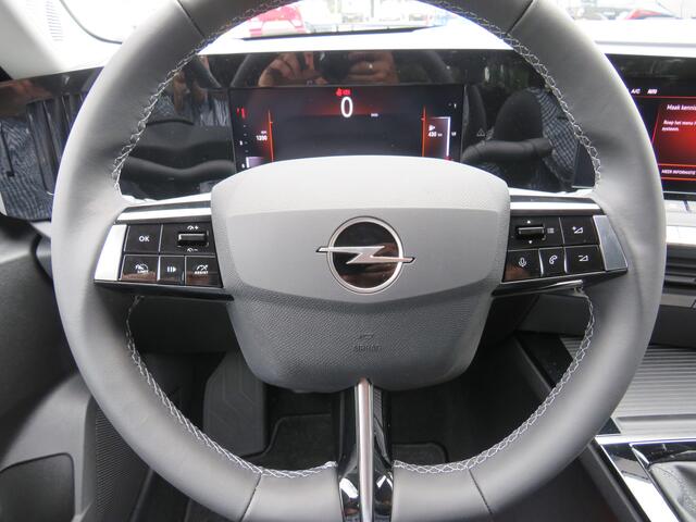 Opel ASTRA Sports Tourer 1.2 Level 2 navi/clima/16"LM /cruise/PDC