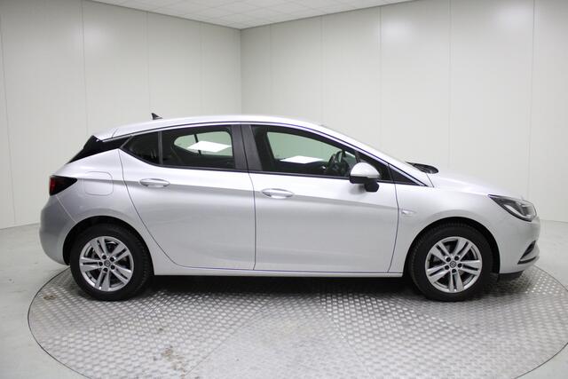 Opel ASTRA 1.6 CDTI Business+ | PDC v&a / Trekhaak / Navi Full Map / Cruise / Climate