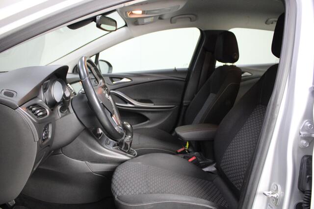 Opel ASTRA 1.6 CDTI Business+ | PDC v&a / Trekhaak / Navi Full Map / Cruise / Climate