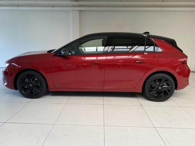 Opel ASTRA 1.6 TURBO Hybrid 180pk Level 4 (GS) | Ultimate pack | Navigatie Pro | Adaptive LED | Climate Control met Intelli-Air | Head-up Display | Panorama Schuif/kantel dak | Winter Pack | 7,4 kW boordlader |