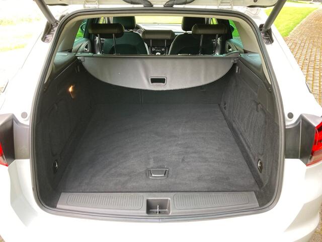 Opel ASTRA Sports Tourer 1.4 Innovation
