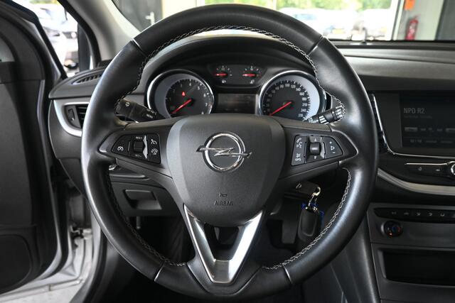 Opel ASTRA Sports Tourer 1.2 Launch Edition BTW NAP! Navigatie LED Dealer Onderhouden! Inruil Mogelijk!