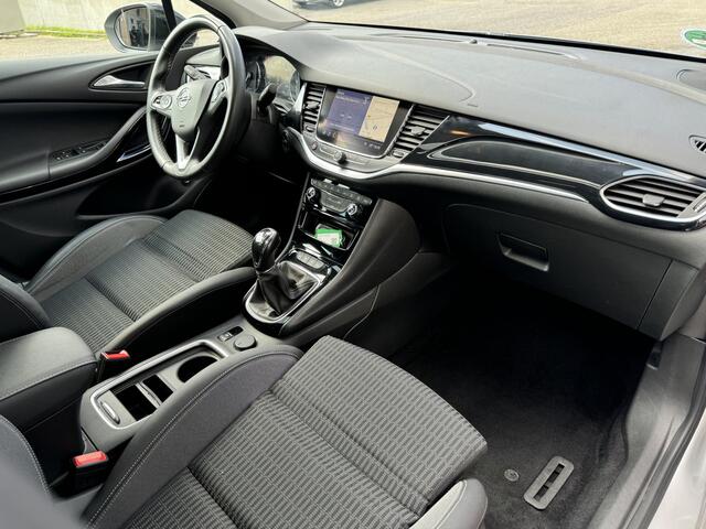Opel ASTRA Sports Tourer 1.2 Blitz Elegance Schuif kanteldak Staat in Hardenberg