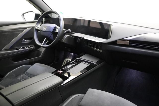 Opel ASTRA Sports Tourer 1.2 Ultimate Automaat | Navigatie | Panoramisch schuifdak | Stoel & Stuurverwarming | Lichtmetalen velgen