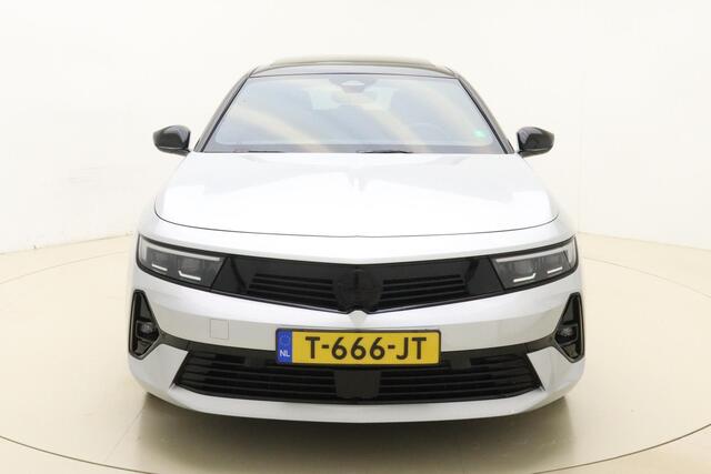 Opel ASTRA Sports Tourer 1.2 Ultimate Automaat | Navigatie | Panoramisch schuifdak | Stoel & Stuurverwarming | Lichtmetalen velgen