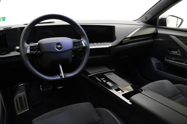 Opel ASTRA Sports Tourer 1.2 Ultimate Automaat | Navigatie | Panoramisch schuifdak | Stoel & Stuurverwarming | Lichtmetalen velgen