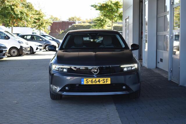 Opel ASTRA 1.2 turbo Edition / navi / camera / pdc / led