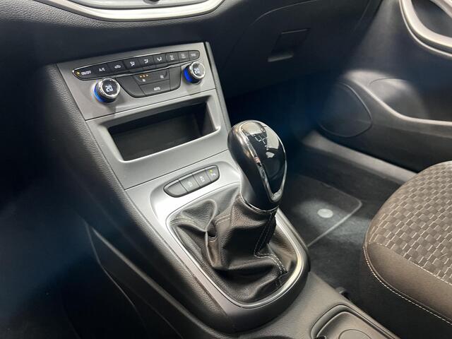 Opel ASTRA Sports Tourer 1.2 Business Edition