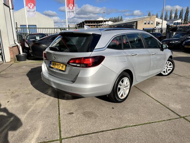 Opel ASTRA Sports Tourer 1.0 Online Edition