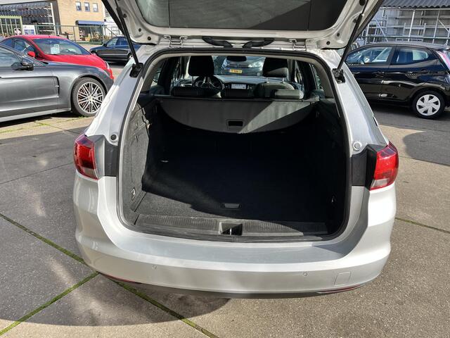 Opel ASTRA Sports Tourer 1.0 Online Edition