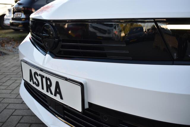 Opel ASTRA Electric 54 kWh GS ALCANTARA / NAVI / CAMERA