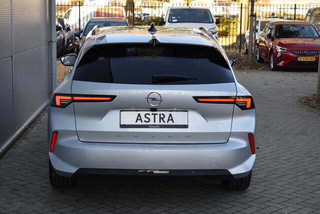 Opel ASTRA Sports Tourer 1.2 Turbo Edition NAVI / CAMERA / PDC