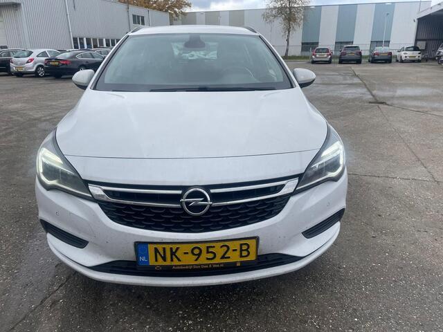 Opel ASTRA Sports Tourer 1.0 Online Edition