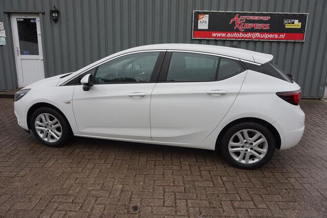 Opel ASTRA 1.0 Turbo Business Navi.Airco.Cruise.Pdc