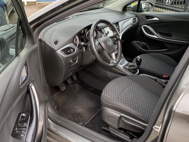 Opel ASTRA 1.2 Edition 2020, 6-BAK, AIRCO(CLIMA), CRUISE CONTROL, PARKEERSENSOREN V+A, GROOT NAVIGATIE, 4X ELEK-RAMEN, BLUETOOTH-RADIO-USB-AUX, ISOFIX, CENT-VERGRENDELING, LED DAGRIJVERLICHTING, LM-VELGEN, APK TOT 15-10-2026