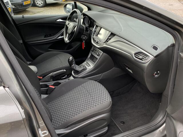 Opel ASTRA 1.2 Edition 2020, 6-BAK, AIRCO(CLIMA), CRUISE CONTROL, PARKEERSENSOREN V+A, GROOT NAVIGATIE, 4X ELEK-RAMEN, BLUETOOTH-RADIO-USB-AUX, ISOFIX, CENT-VERGRENDELING, LED DAGRIJVERLICHTING, LM-VELGEN, APK TOT 15-10-2026