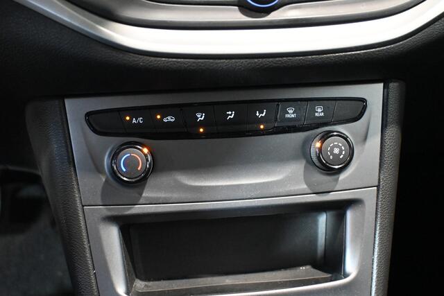 Opel ASTRA Sports Tourer 1.2 Edition Ecc Navigatie Cruise Control Goed Onderhouden! Inruil Mogelijk!