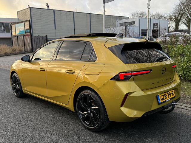 Opel ASTRA 1.6 Hybrid Ultimate 180PK PanooHeadUpoTrekhaak