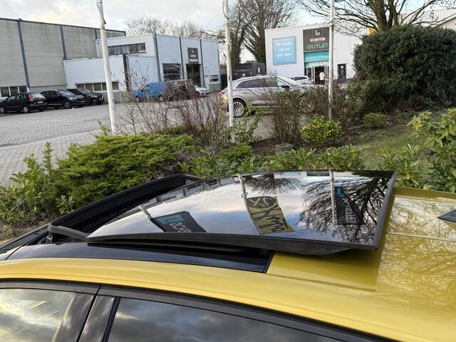 Opel ASTRA 1.6 Hybrid Ultimate 180PK PanooHeadUpoTrekhaak