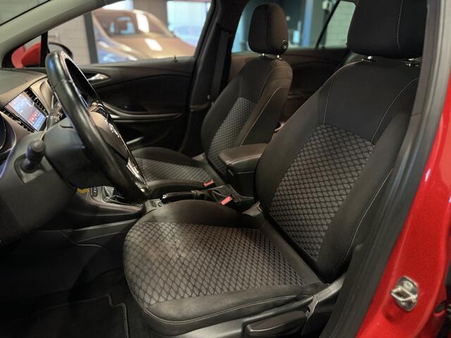 Opel ASTRA Sports Tourer 1.4 Business+