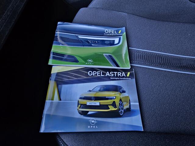 Opel ASTRA 1.2 Turbo Hybrid 136pk GS Automaat | AGR Stoel Verlengbaar | Two Tone | 360 View Camera | Stuur-Stoel en Voorruitverwarming | Navigatie | Apple Carplay en Android Auto | Voorruit Projectie |