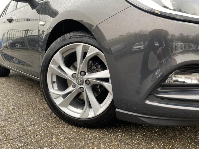 Opel ASTRA Sports Tourer 1.4 Innovation / NL-Auto / 150 PK / Dealer-Onderhouden / 2e-Eigenaar / Apple-Carplay / Android-Auto / Cruise-Control / Keyless / Radio-Bluetooth / Navi / DAB / PDC V+A / Elektr kofferklep / 17'' LMV / ENZ.
