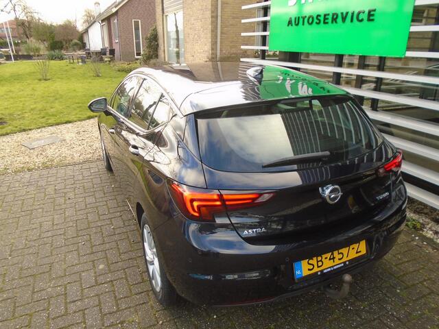 Opel ASTRA 1.4 Innovation + afneembare trekhaak