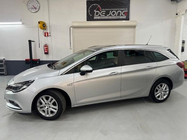 Opel ASTRA TURBO Online ed. Carplay, PDC, Clima, Cruis.Ctrl, Trekhaak